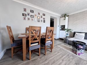 Photo 11- click for photo gallery